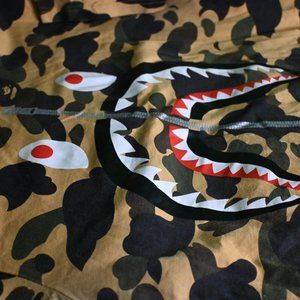 BAPE Camo Shark Tee Size XL